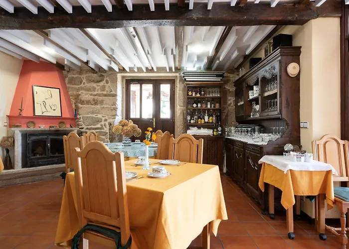 Casa Pazos-arbo * Arbo